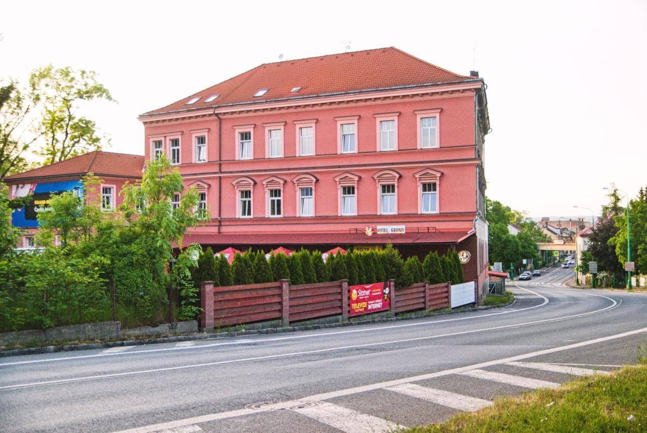 Grand Hotel Jaroměř Eksteriør billede
